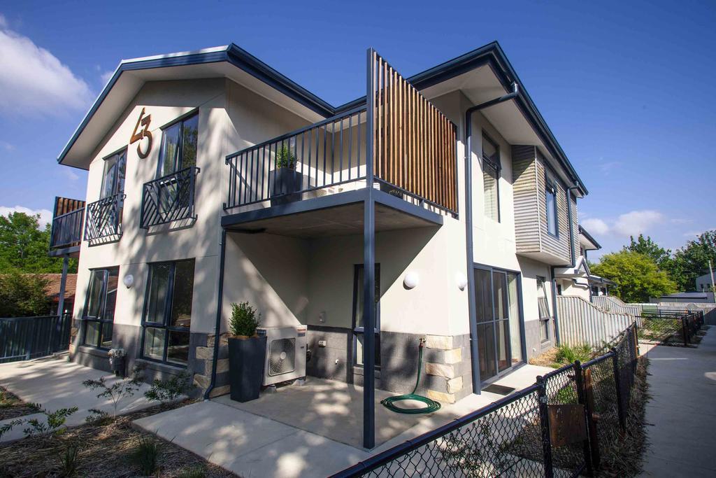 One Of A Kind Apartments Canberra Exterior foto