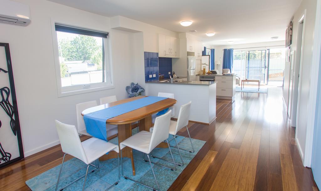 One Of A Kind Apartments Canberra Exterior foto